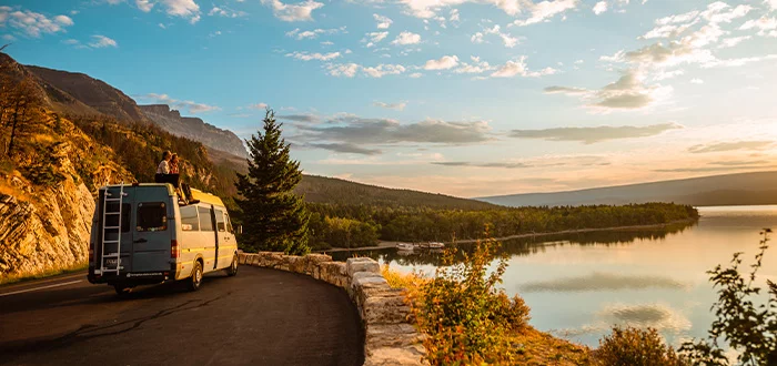 Auf dem Weg zum Kundenportal: Koffer packen, Route planen mit Jens Hartwich und Michael Frömmel